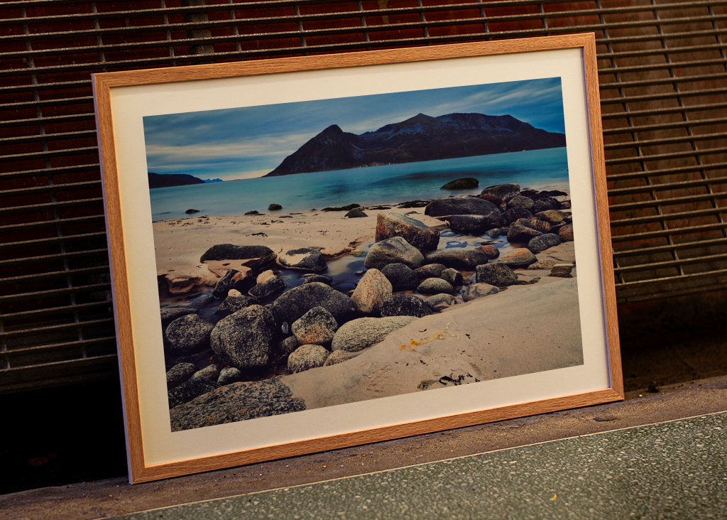 Strand nära Tromvik i Norge