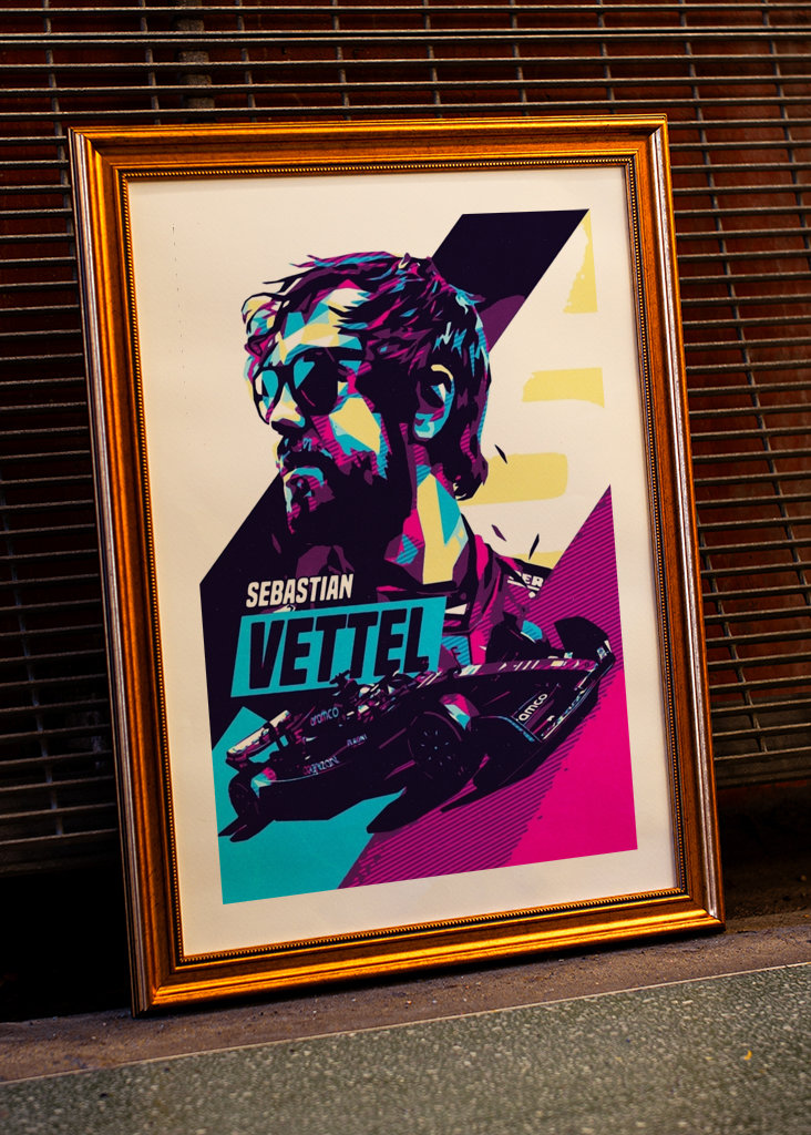 Racing Sebastian Vettel