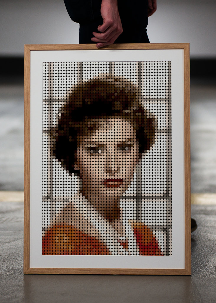 Sophia Loren in Style Dots