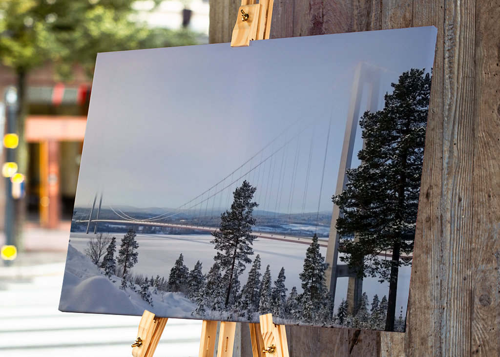 MOST HIGH COAST BRIDGE V ZIMNÍ MLZE