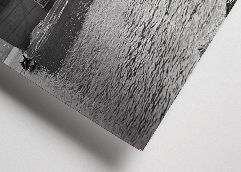 RMS Titanic nach Stapellauf