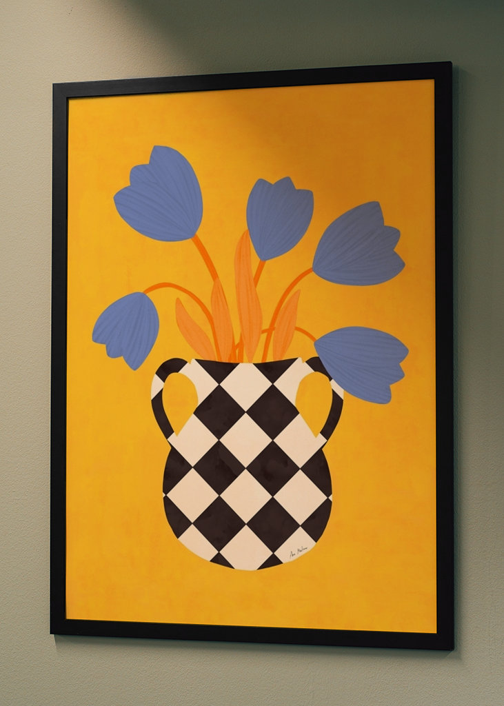 Checkered vase with tulips
