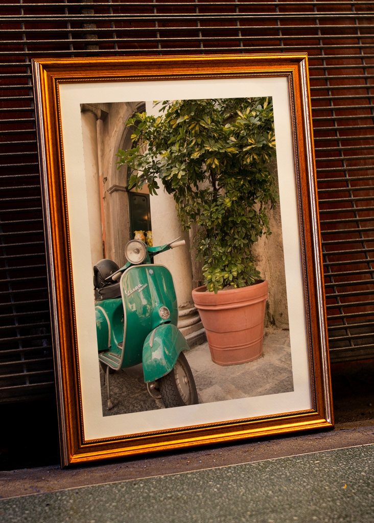 Retro Scooter in Amalfi 1