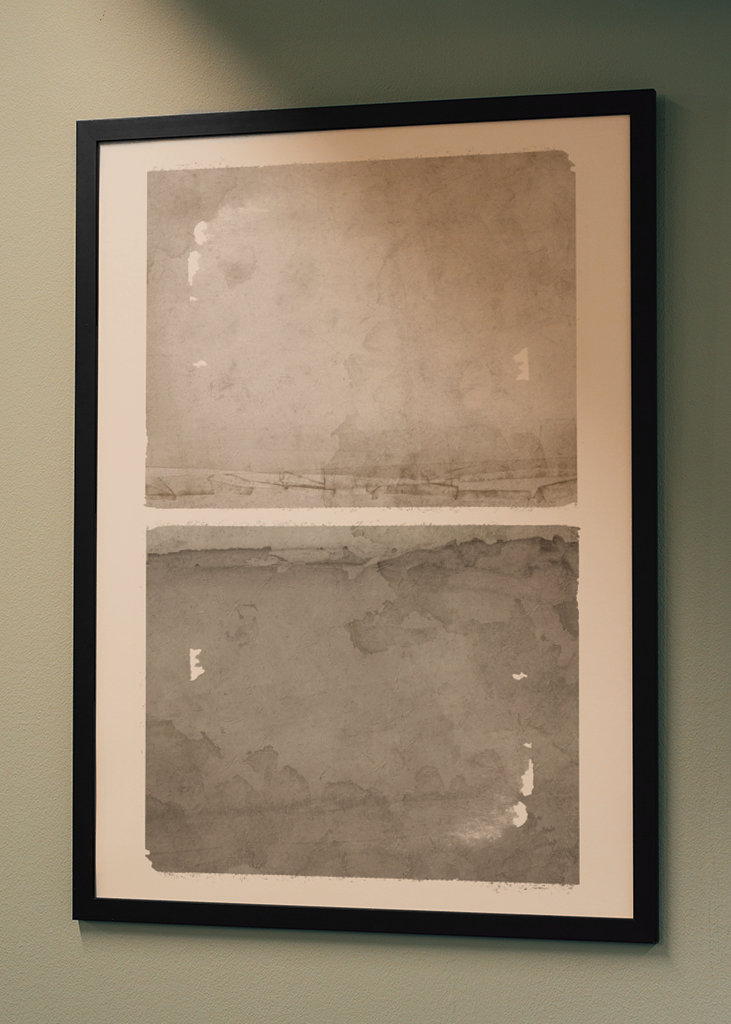 Squared in Minimalist Taupe