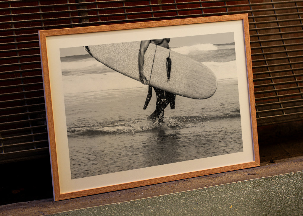 Surfer Black & White Vibes 4