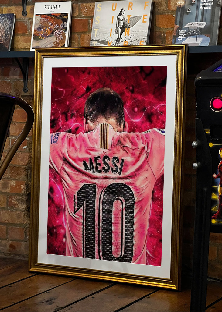 Lionel Messi10
