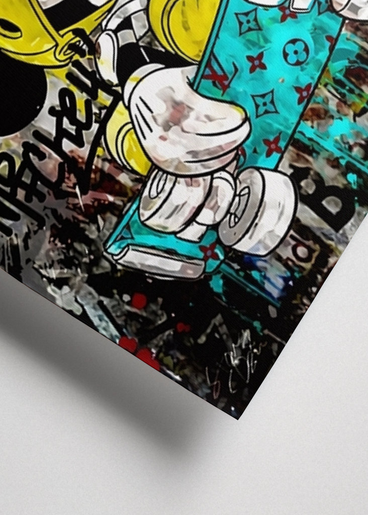 Pop Art Mickey Mouse Skater 