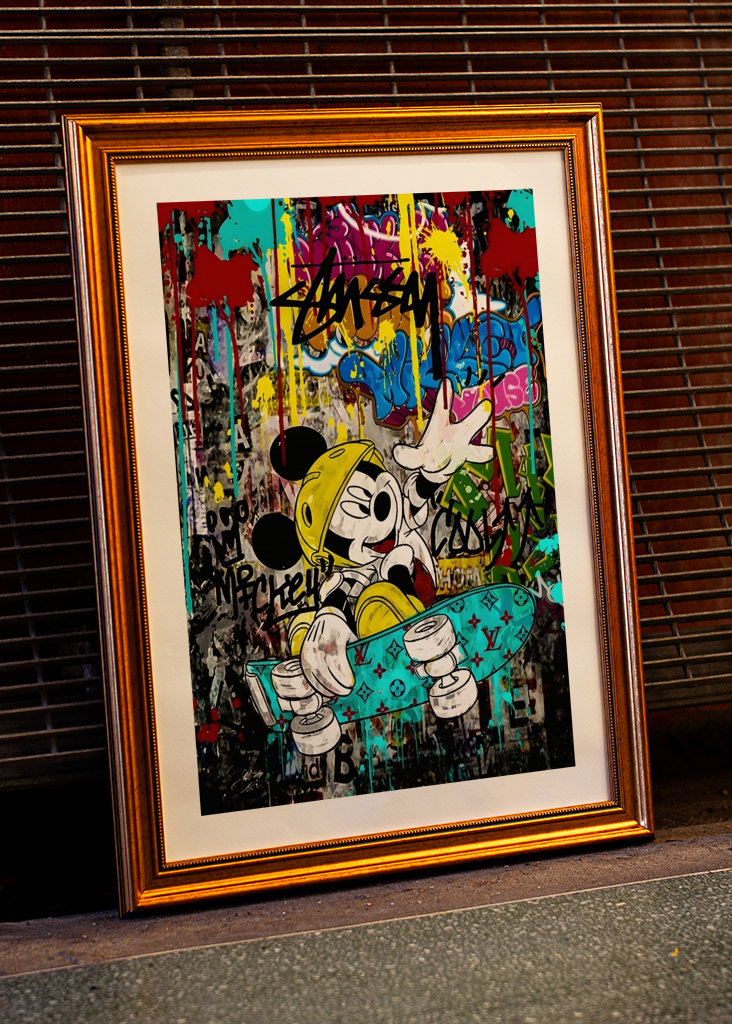 Pop Art Mickey Mouse Skater 