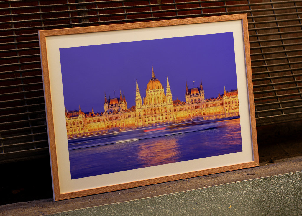 Parlamentet Budapest om natten