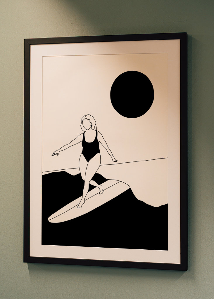 Dejlig surf / kvinde surfing