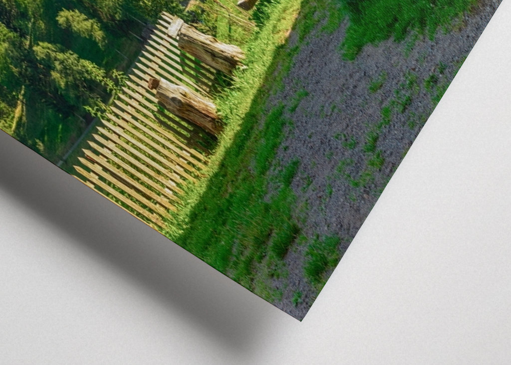 Landschaft mit Bauernhof