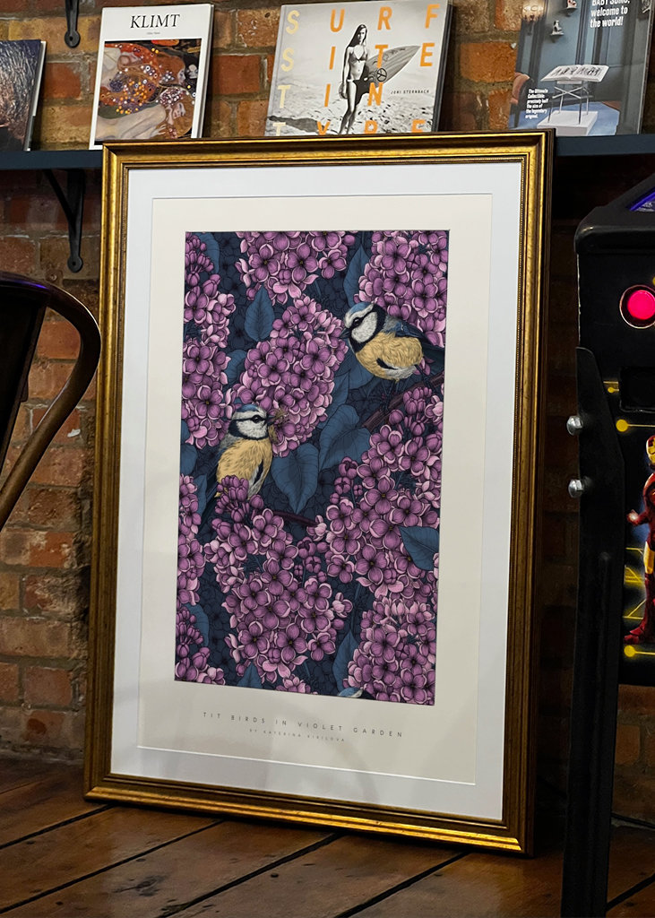 Sýkora Ptáci ve fialové zahradě