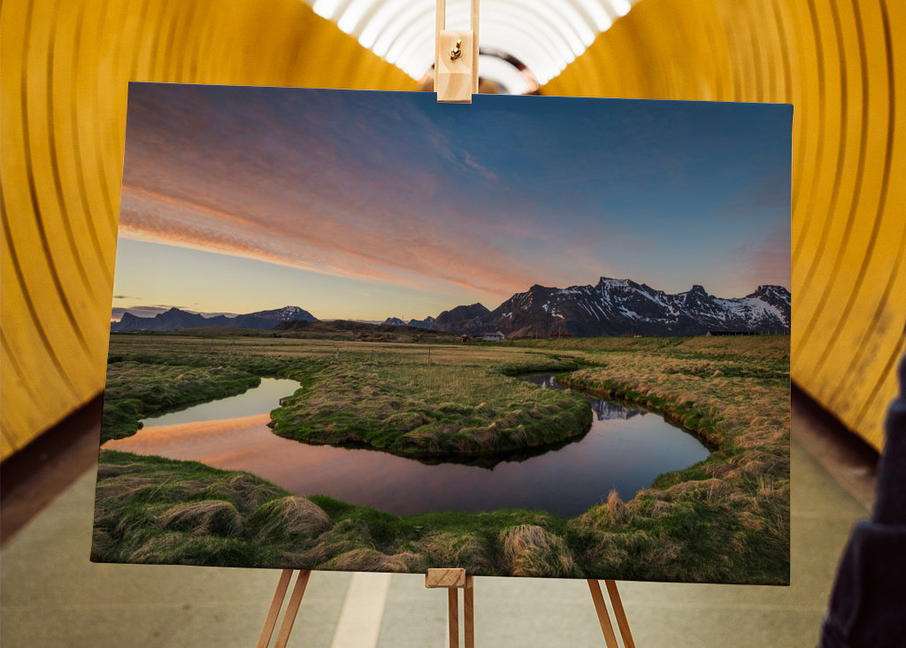 Sole di mezzanotte delle Lofoten