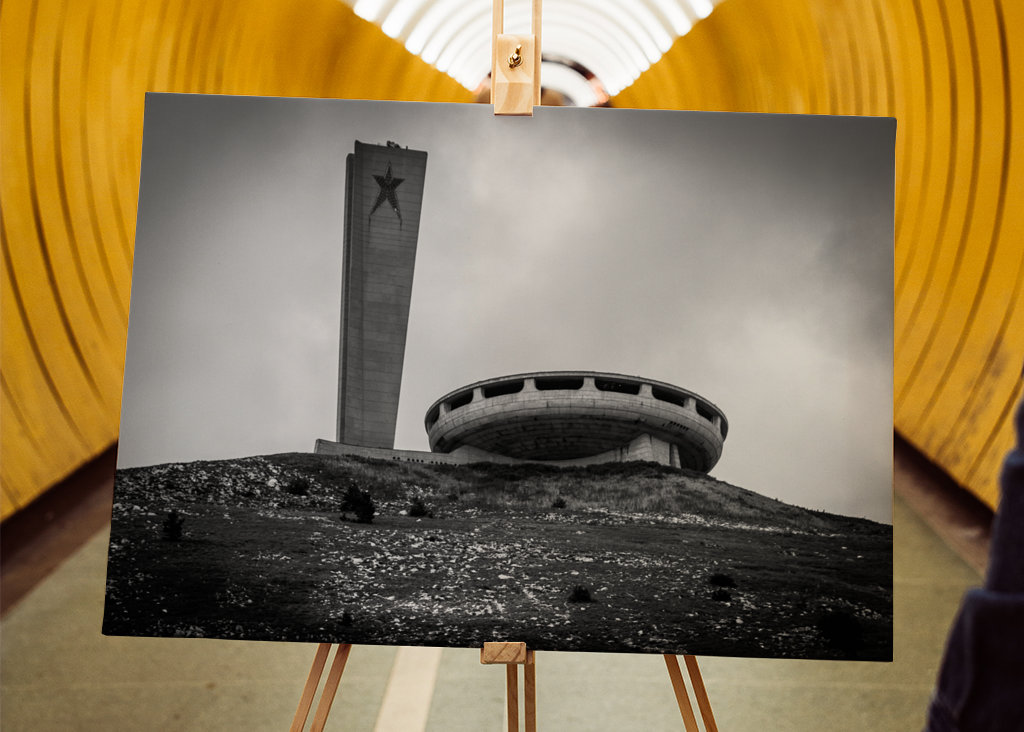 Monumento Brutalista