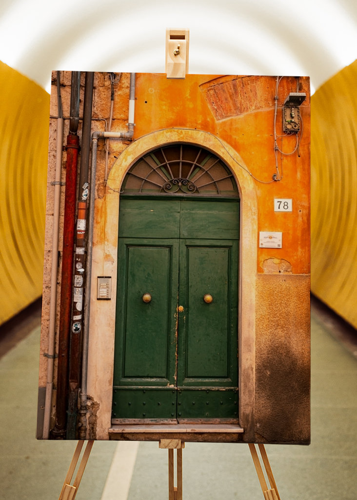 The green door - Italy