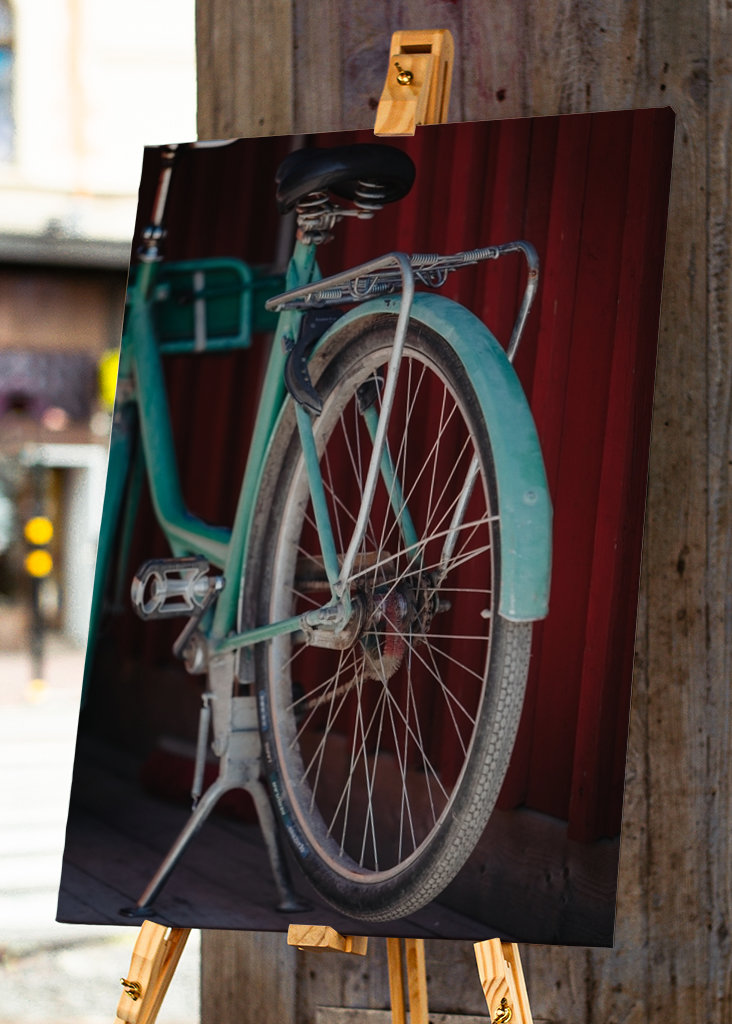 Vanha vihreä polkupyörä