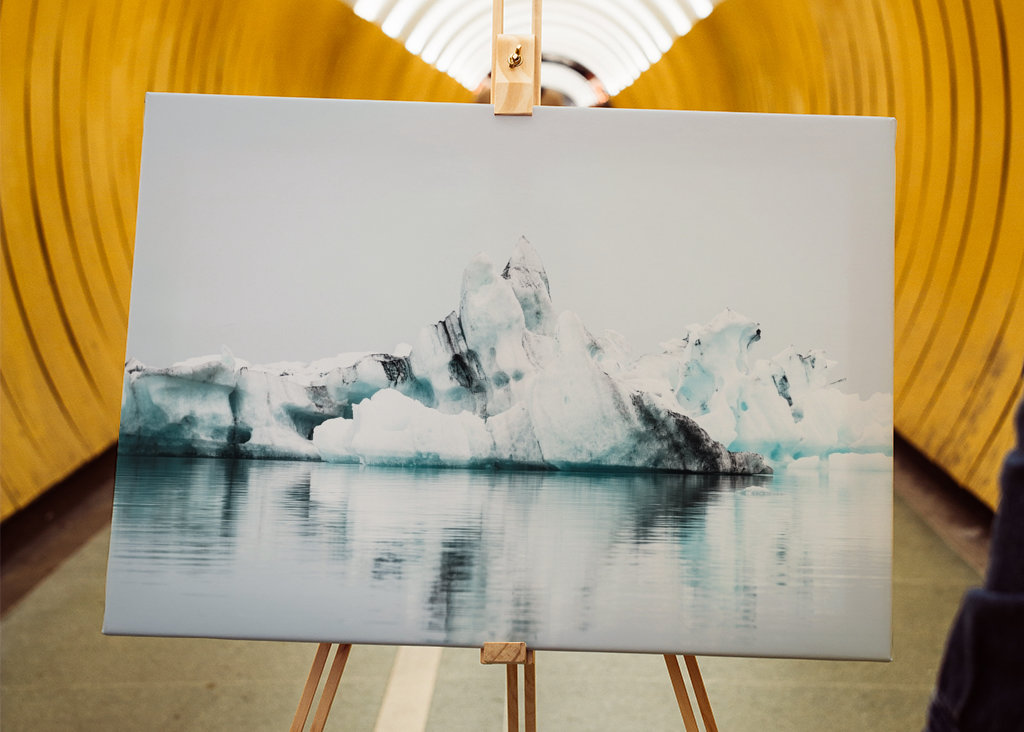 Eisberg v Jökulsarlonu