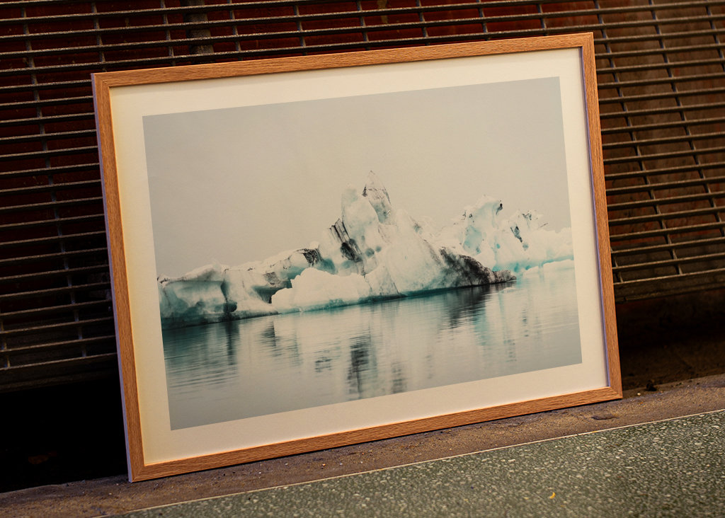 Eisberg v Jökulsarlonu