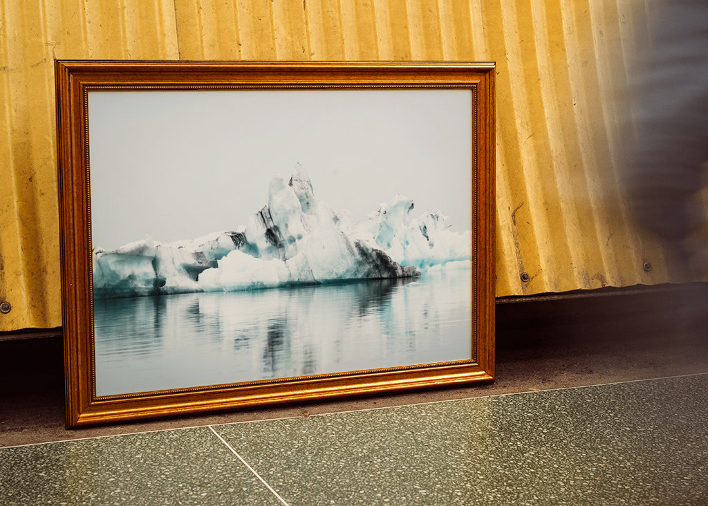 Eisberg v Jökulsarlonu