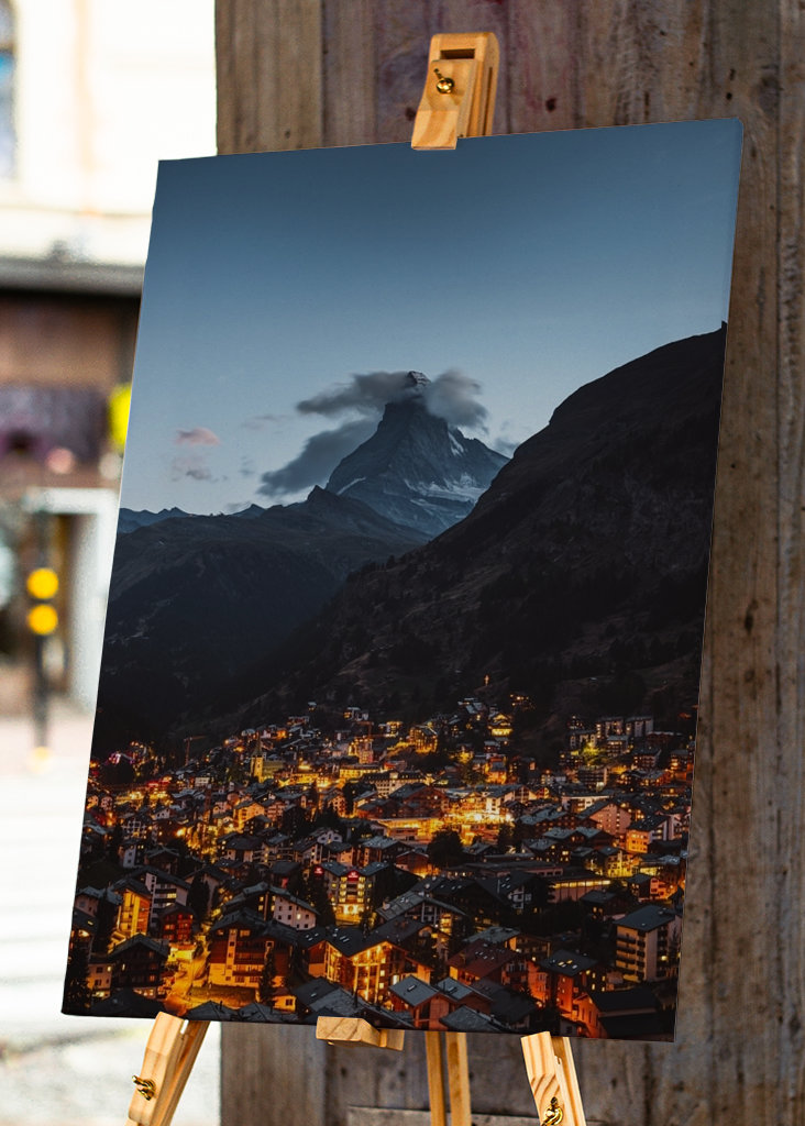 Zermatt s Matterhornem v noci