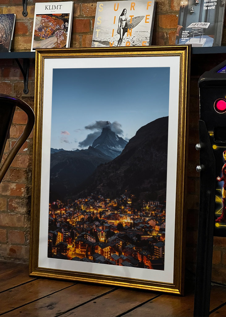 Zermatt s Matterhornem v noci