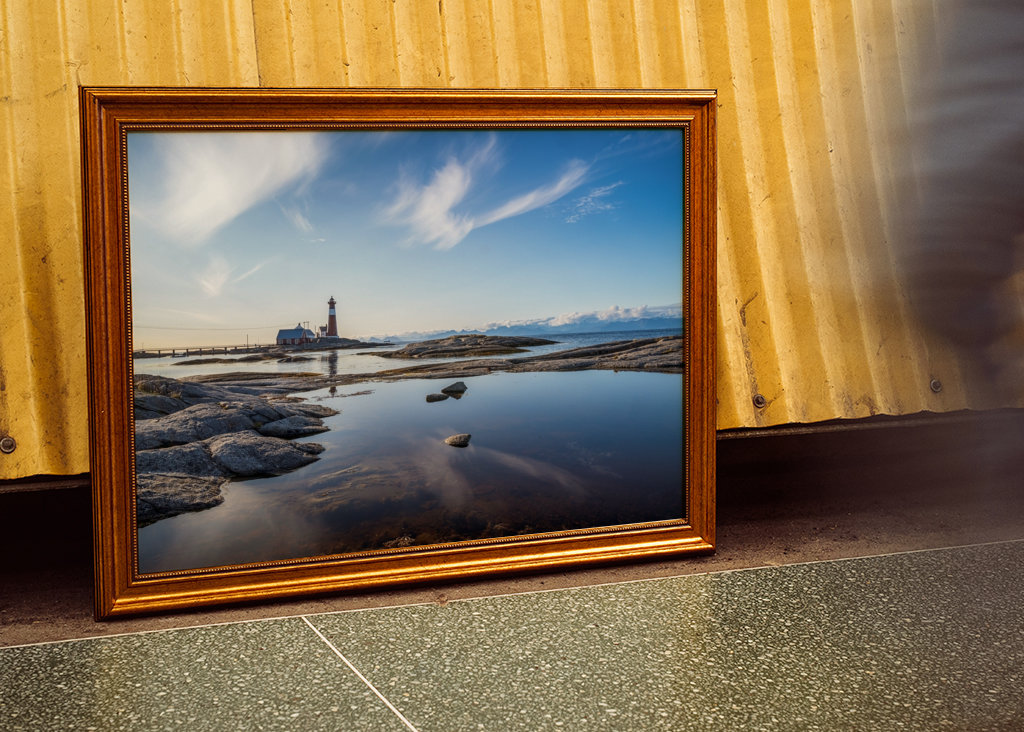 Lighthouse in before sunset