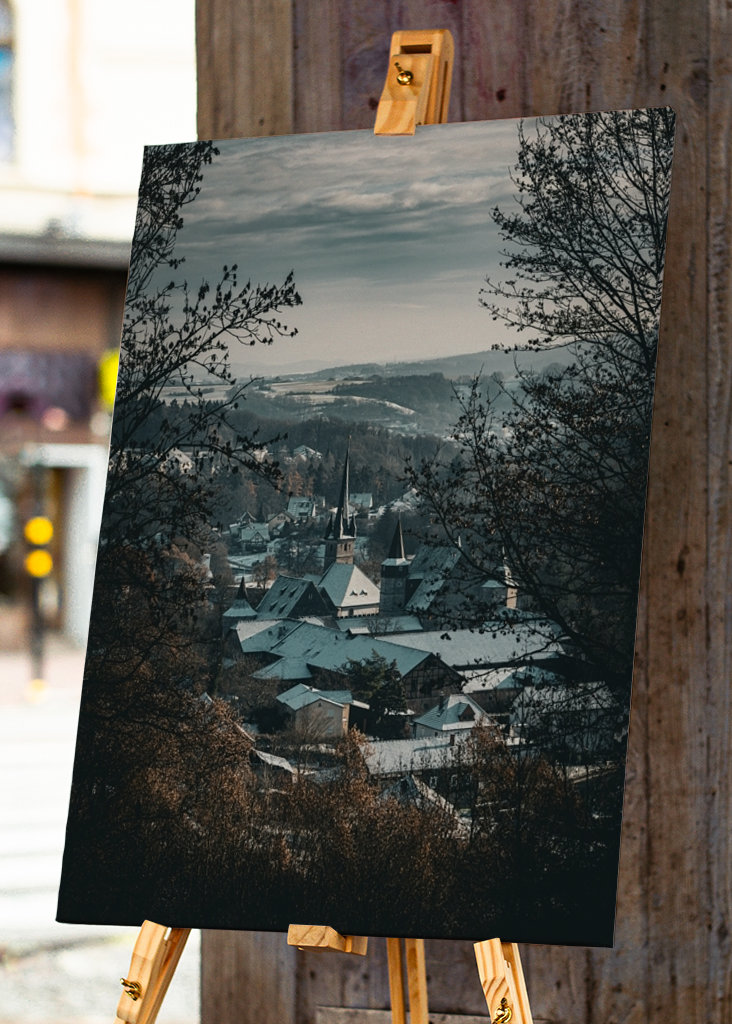 Piccolo villaggio innevato 