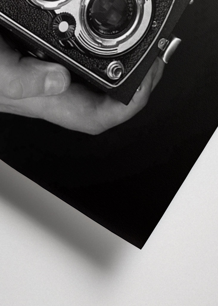 Tenir l’ancien appareil photo