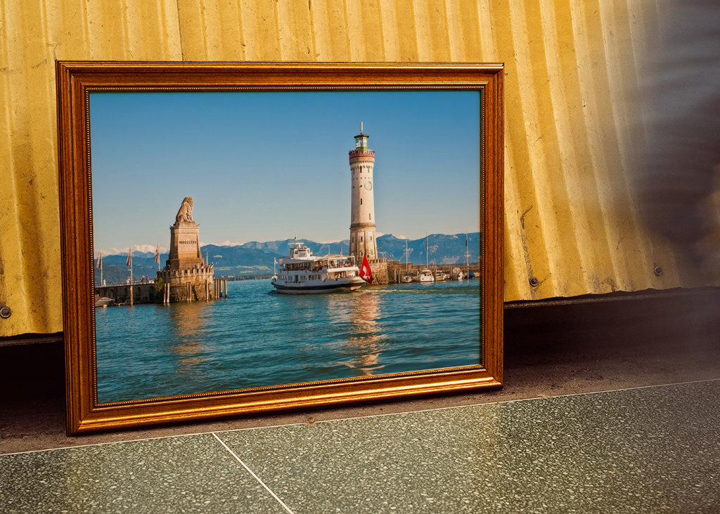 Puerto de Lindau en el lago de Constanza