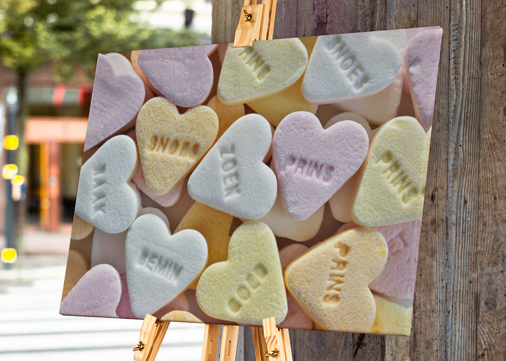 Kandiszuckerherzen in Pastell