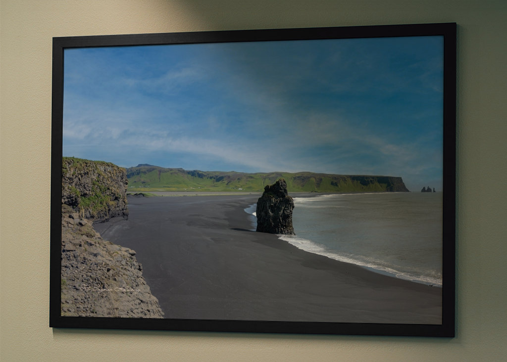 Reynisfjara,(Czarna Plaża)
