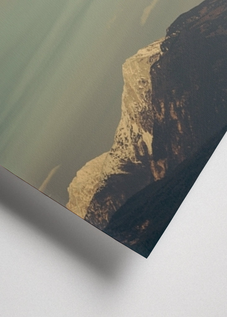 As montanhas e a lua