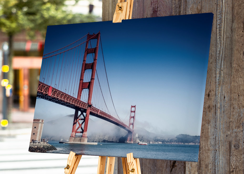Golden Gate Bridge in SFO