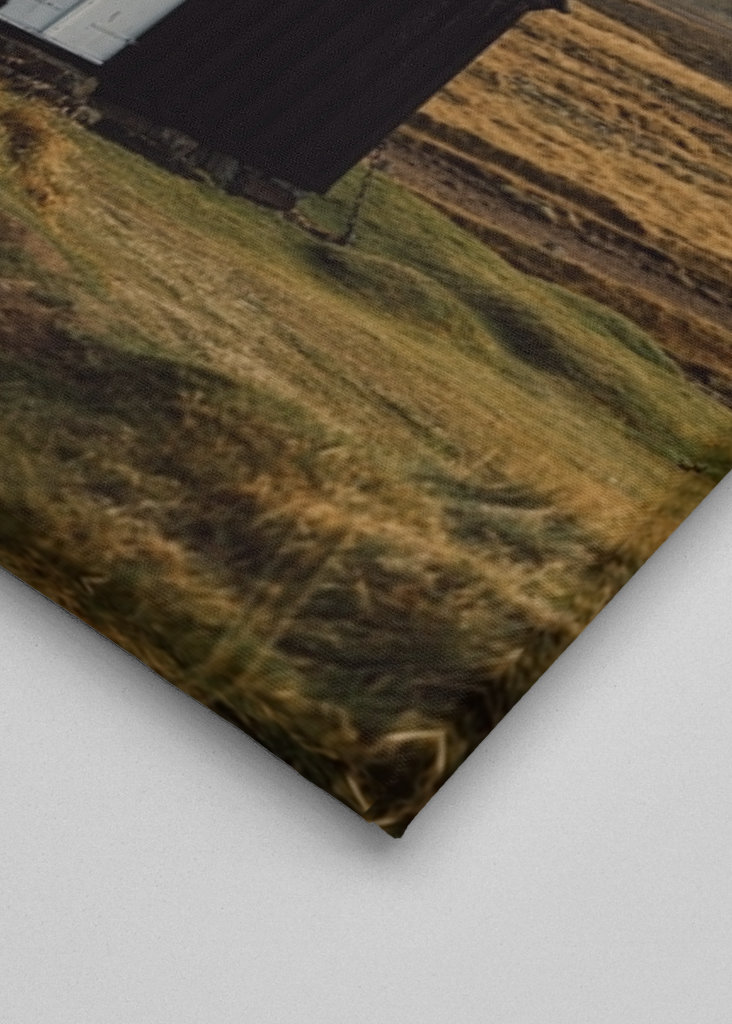 Piccola chiesa nera Islanda