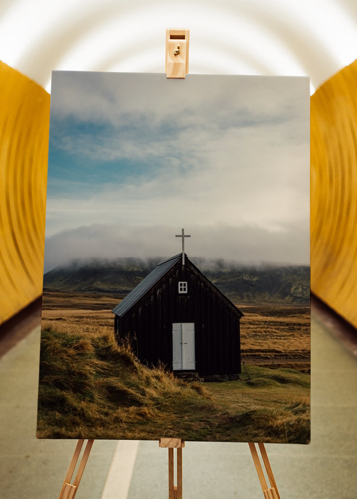 Piccola chiesa nera Islanda