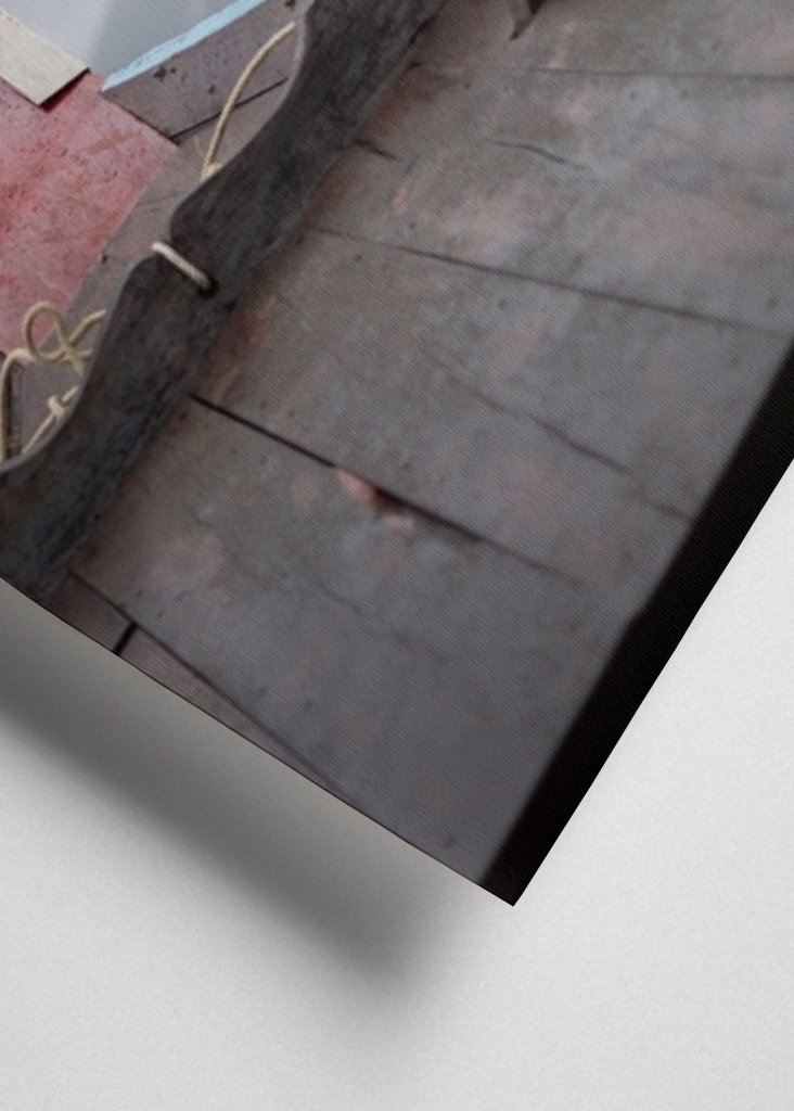 Longtail Boot mit Bergen