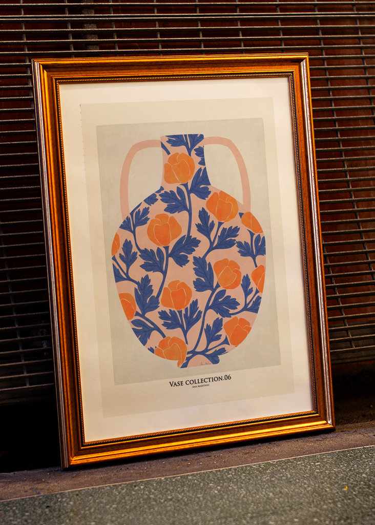 Vase and roses collection