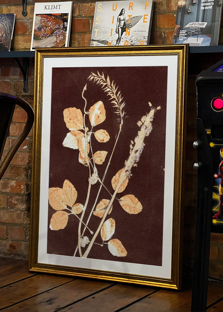 Botanical leaves brown ocre