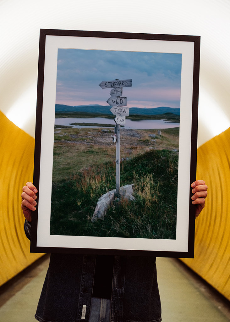 Skylten vid Fältjägarstugan