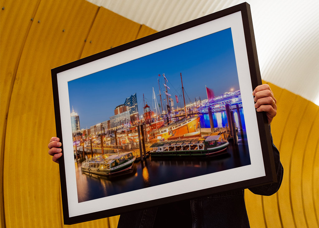 Hamburger Hafen bei Nacht