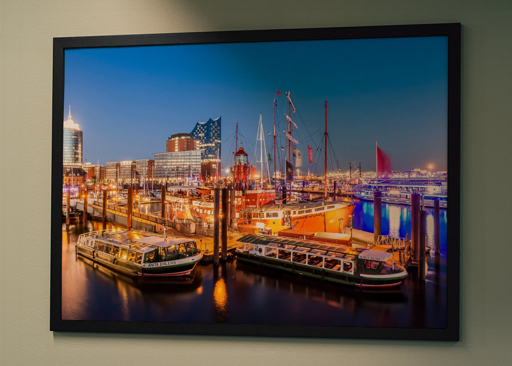 Hamburger Hafen bei Nacht