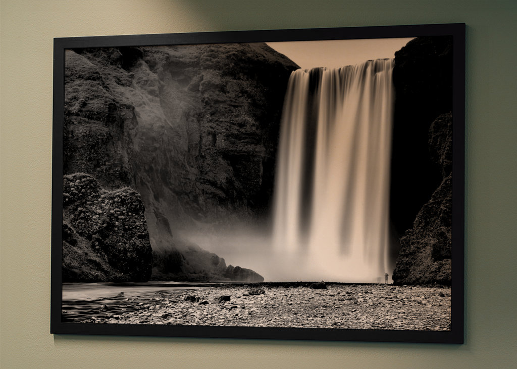 Mužíček u vodopádu