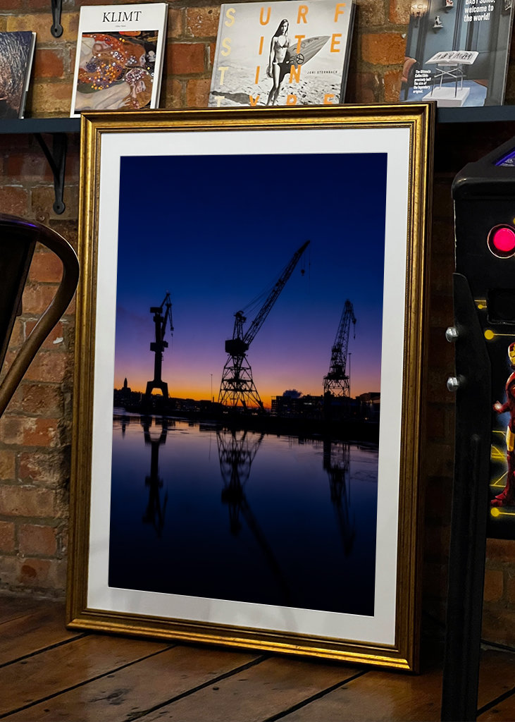 Siluett in the harbour