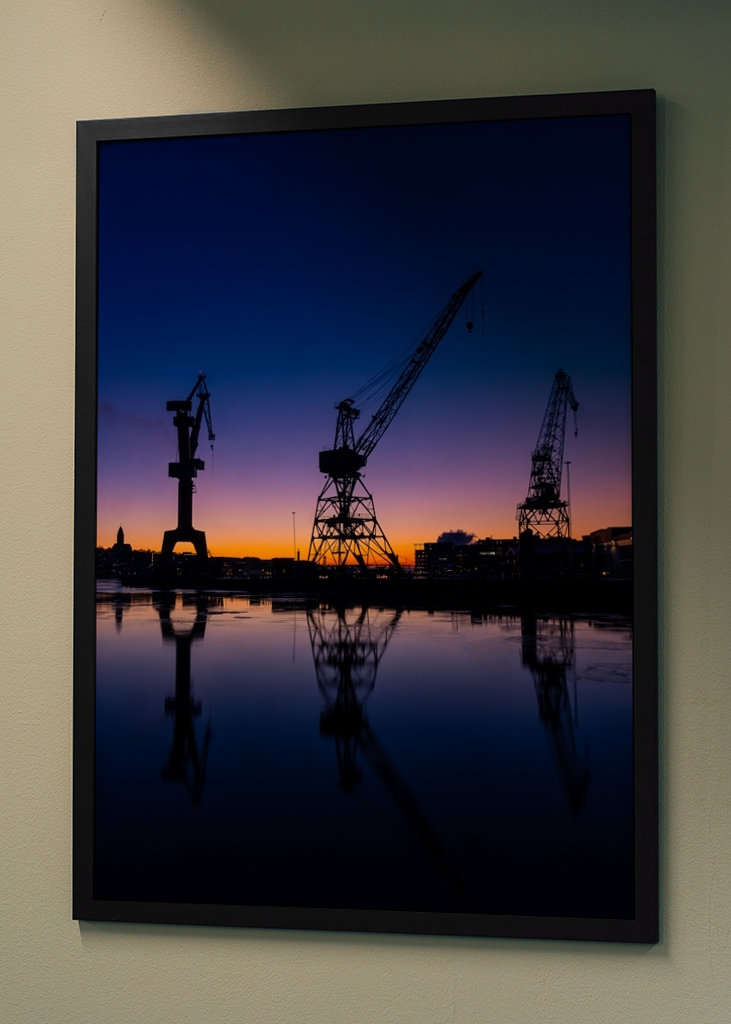 Siluett in the harbour