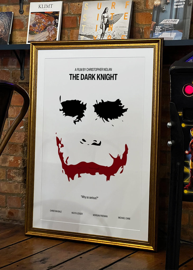 BATMAN: THE DARK KNIGHT