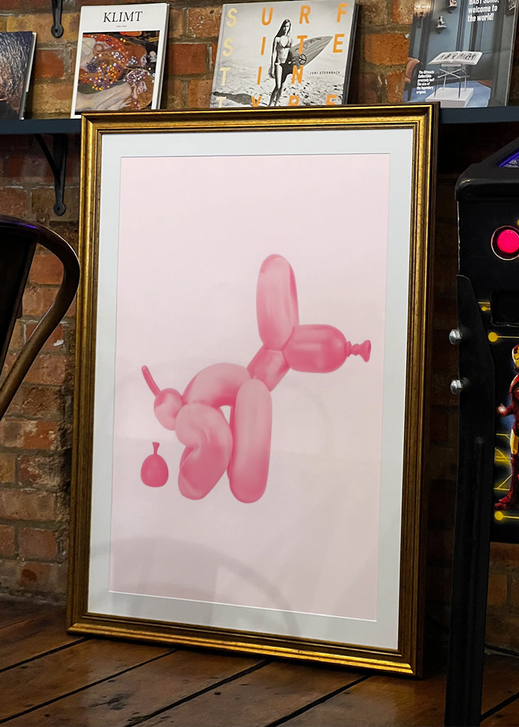 Pooping Balloon Dog