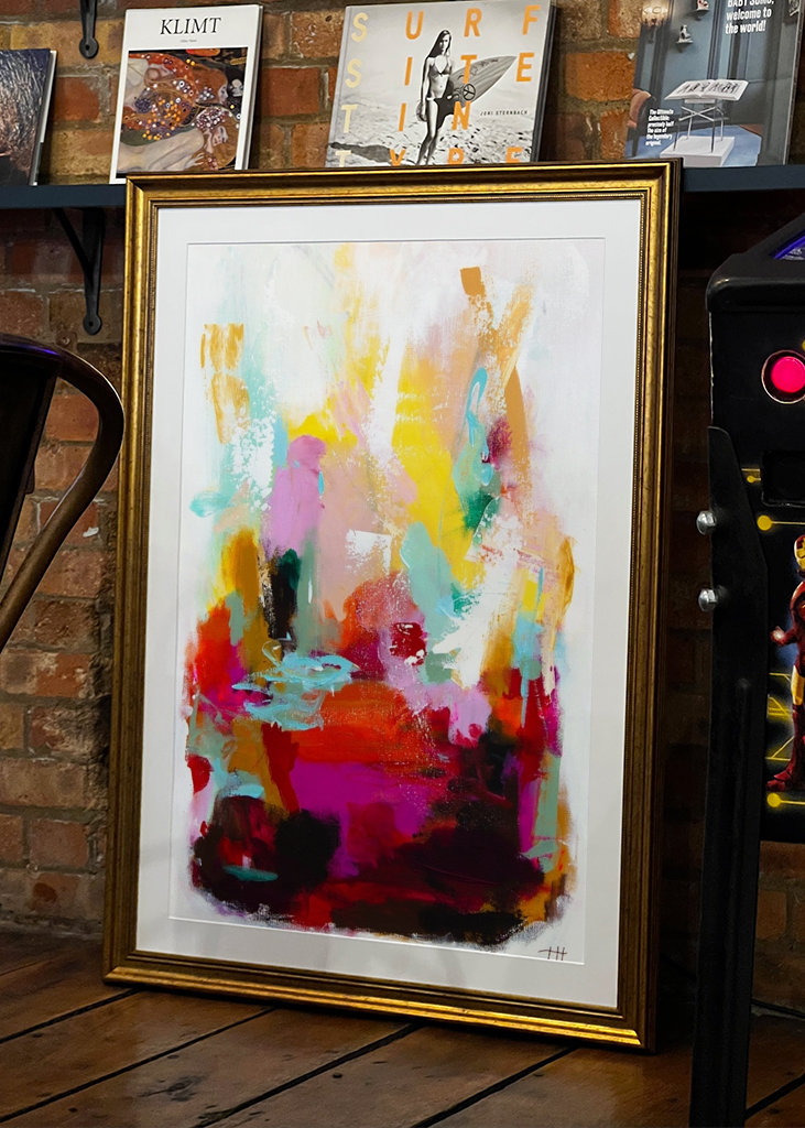 Stiger til anledningen