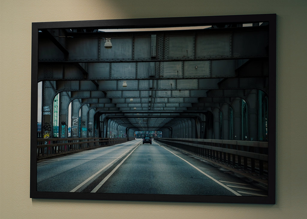 Arte Callejero Puente Metal