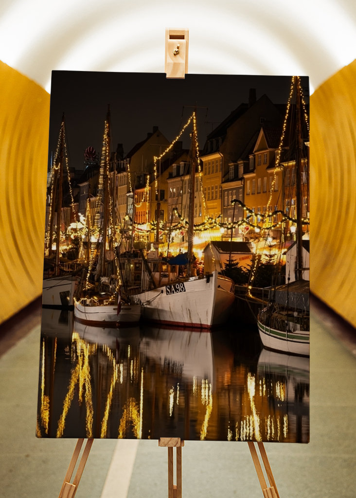  Christmas lights in Nyhavn