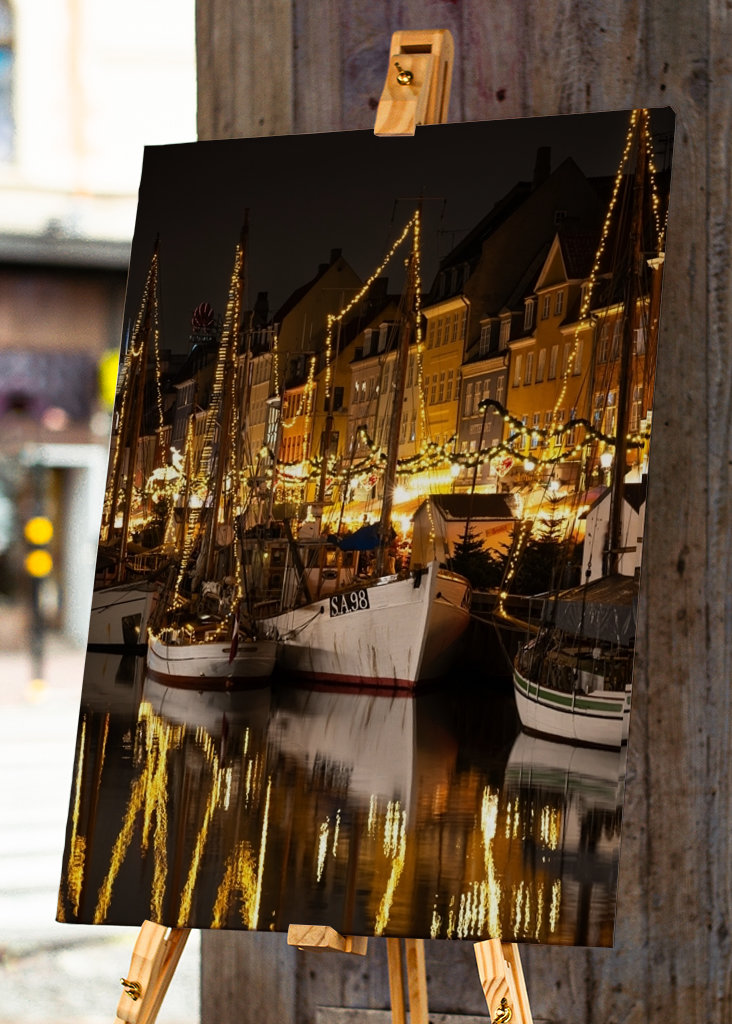  Christmas lights in Nyhavn